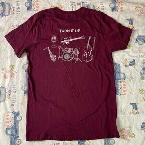 ZYN Pouch “Turn It Up” Snare Drum & Musical Instrument Graphic Tee Medium (NWOT)